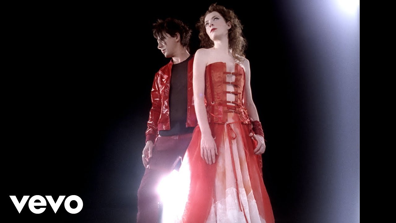 Indochine - Le Grand Secret ft. Melissa Auf der Maur 🎶