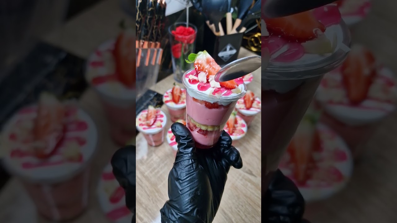 وصفات رمضان مع دحمانوس: أروع تحلية كؤوس فرولة بطريقة ناجحة