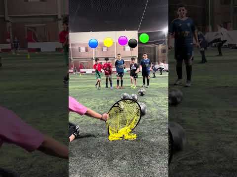 لون ايه اللي دخلها في الجول