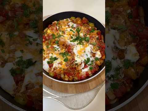 طاسه فطار على الطريقة الأفغانية..والطعم حكااااااية 👌 #food #فاطمة_ابو_حاتي #shortsvideo #cooking