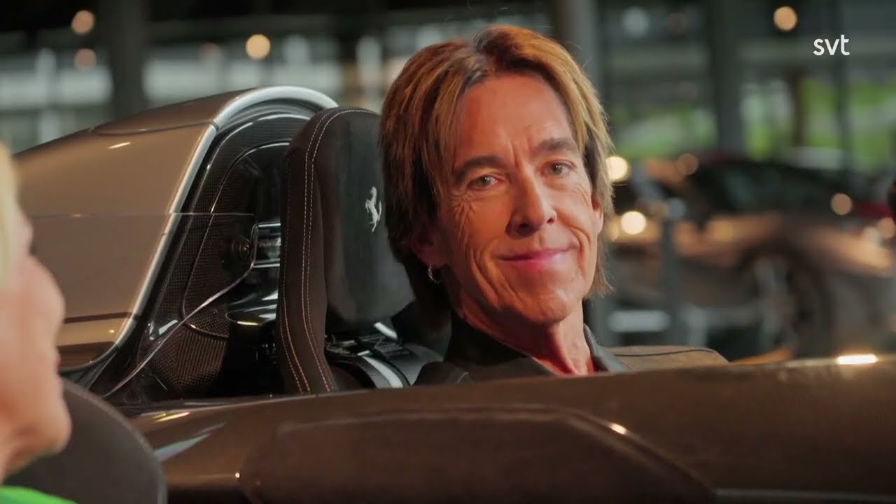 Per Gessle in Antikrundan - showing Anne Lundberg his Ferrari collection. With subtitles