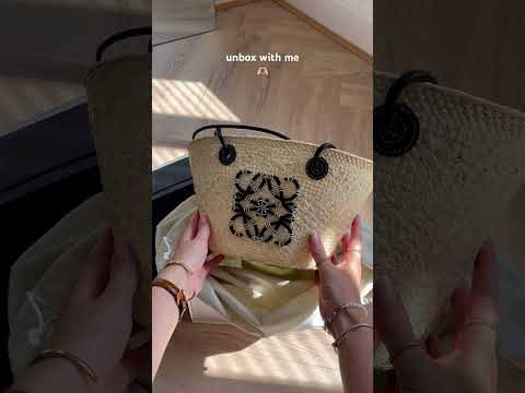 MY NEW LOEWE 🥹🖤 #loewe #basketbag #luxurybag #unboxingvideo #luxuryunboxing #handbags #luxurystyle