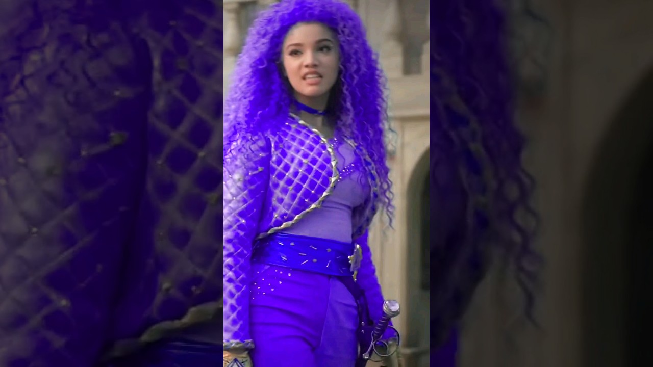 What if Chloe Wore Shades of Purple? 💜 - Descendants 4