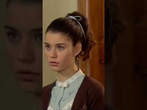 ¡Rıza y su familia están enterándose del golpe de estado! | Hatirla Sevgili #shorts