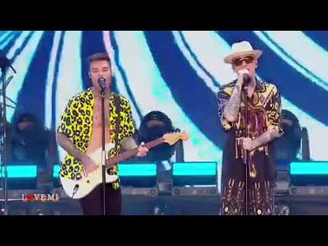 J-Ax & Fedez Perform 'Spirale Ovale' at LoveMi 2022 🎶