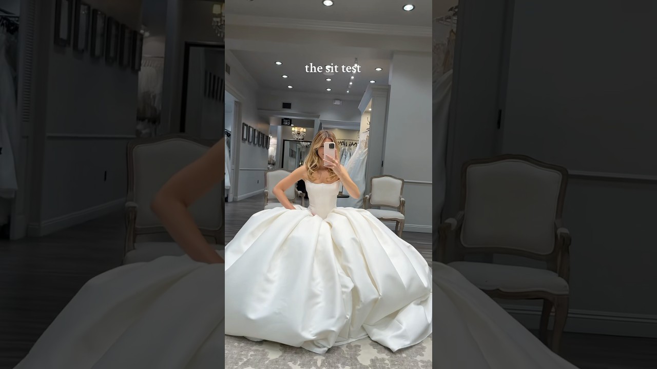 1, Which Wedding Dress Looks Best Sitting Down? Find Your Perfect Style! 💍