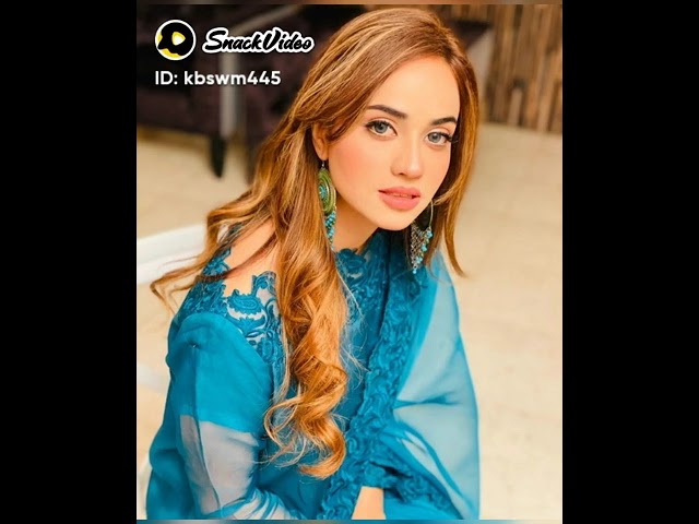 Kanwal Khan's Latest TikTok Video 2022 🎥