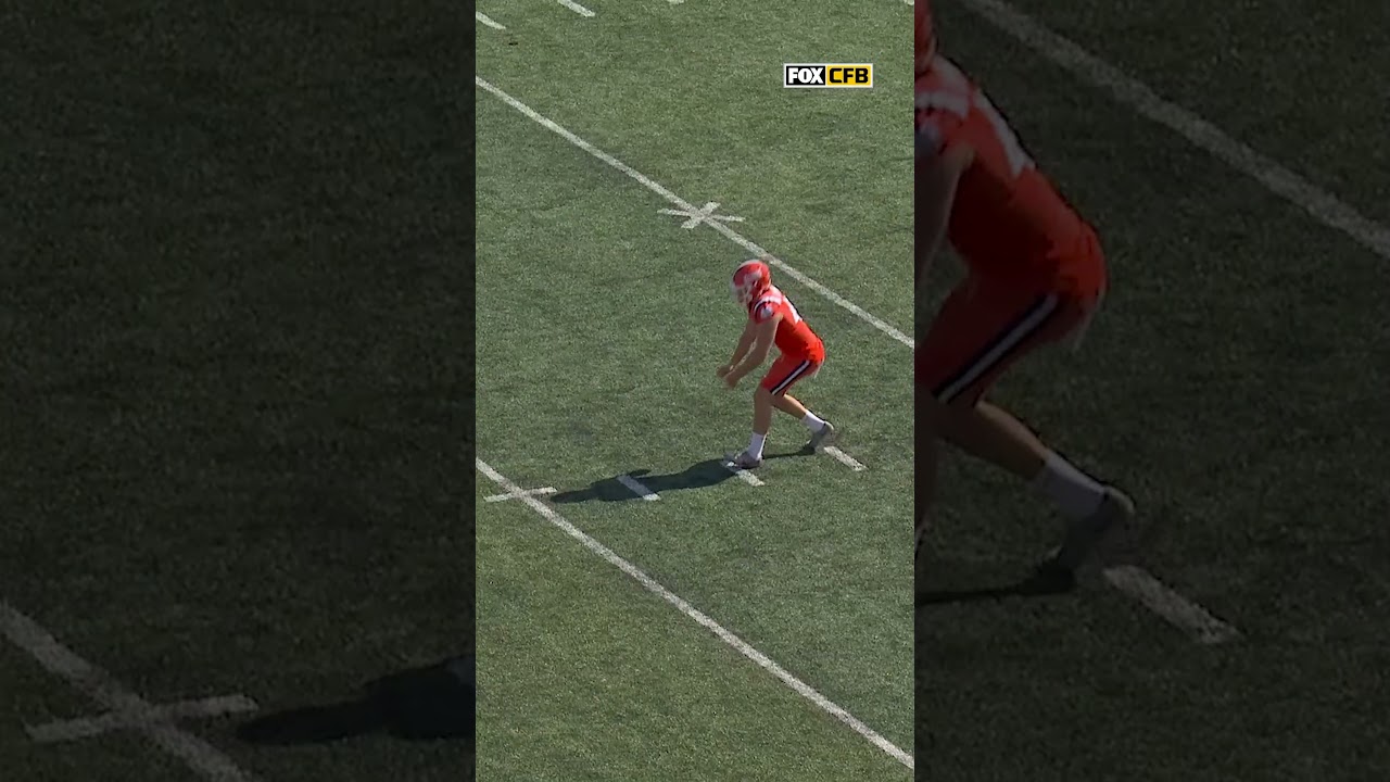 Illinois' Self-Inflicted Wounds Lead to a Major Football Blunder 😬