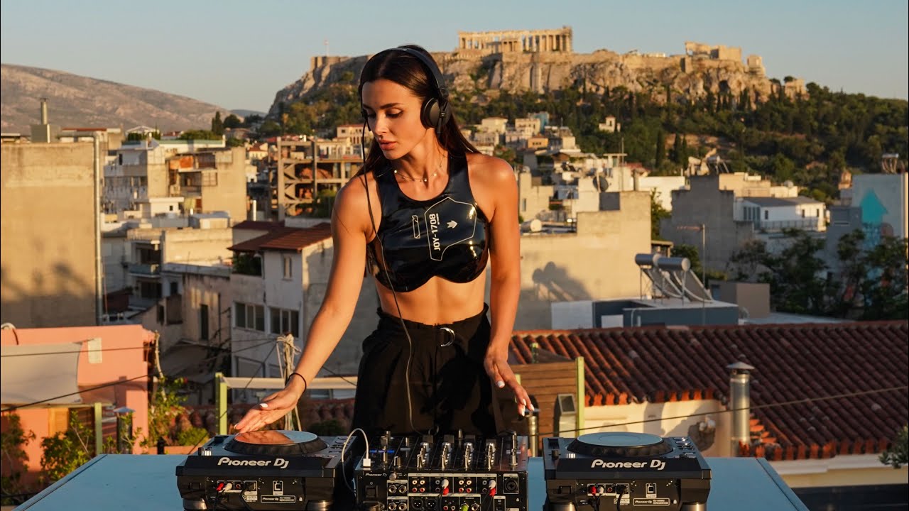 Korolova Live in Athens: Melodic Techno & Progressive House 🎶