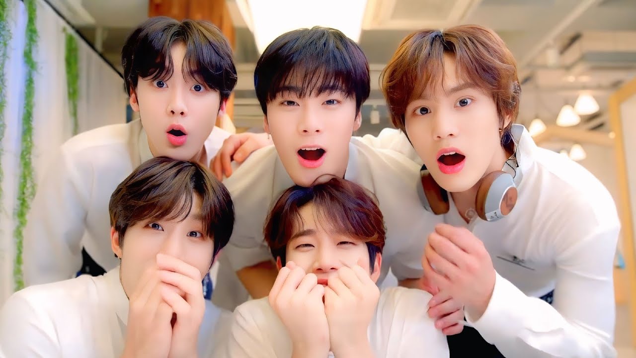 Boy's Surprise When He Gets His First Period 😮