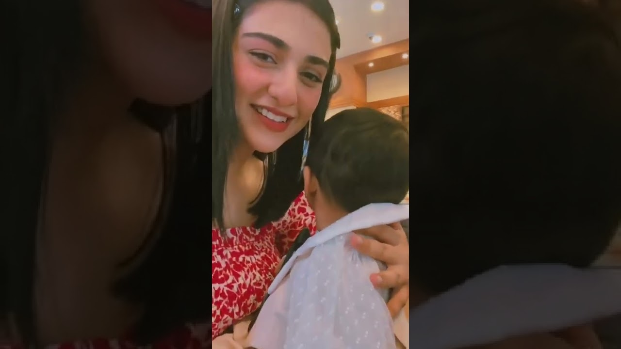 Sara Khan with Daughter Alyana 💖