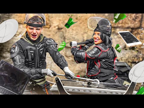 GROSSE DISPUTE AVEC JULIA BAYONETTA !!! (on casse tout)