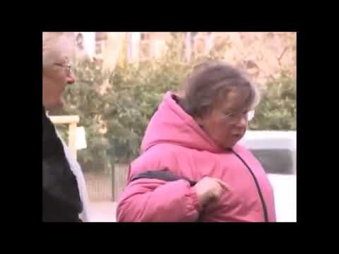 Lafesse dans la rue, caméra cachée