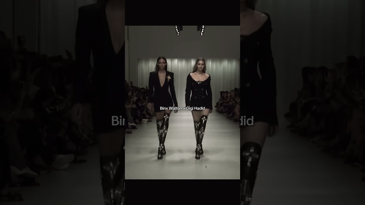 Stunning Model Synchronization on the Runway ✨