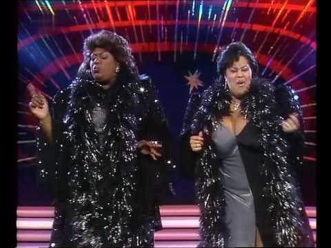 Weather Girls - It's Raining Men (1984) 🌧️