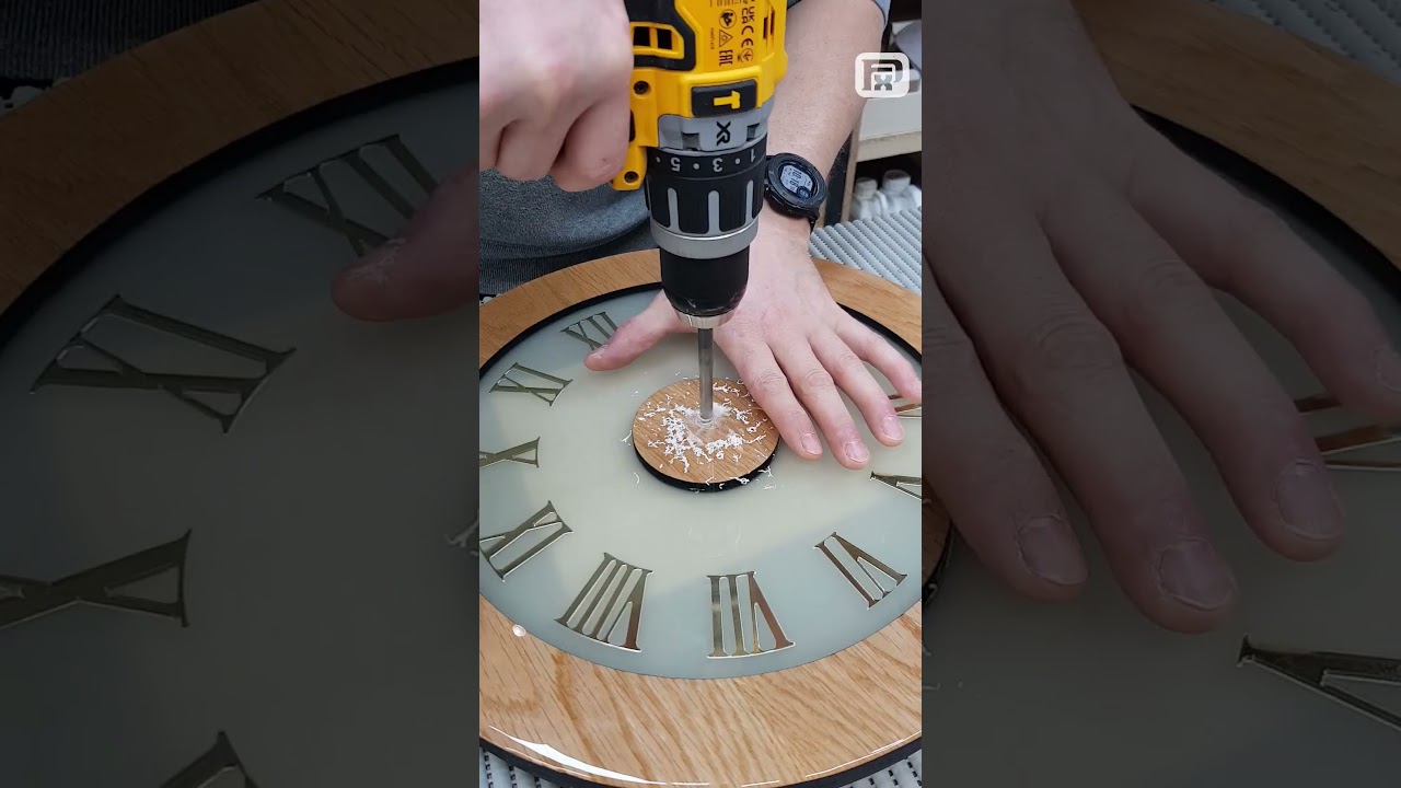 Glow-in-the-Dark Wooden & Resin Clock ✨ | Unique Epoxy Resin Art