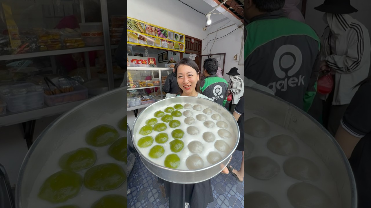 BLUSUKAN NYARI KUE VIRAL … TERNYATA BARU BUKA AJA DAH RAME BANGETTT