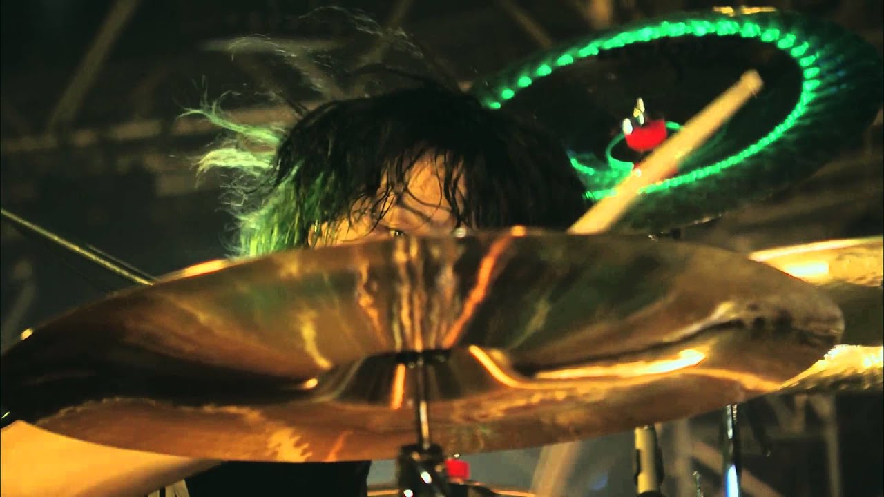 ONE OK ROCK Live at Yokohama Stadium (2014) 🎥