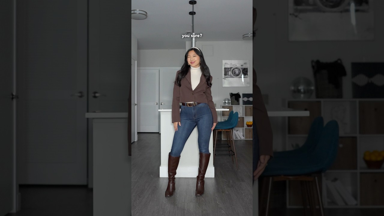 Skinny Jeans: Yay or Nay? 🤔