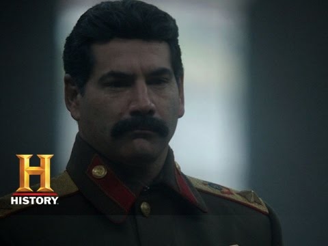 Hitler Breaks Pact, Invades Stalin | The World Wars