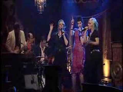 RocKwiz All Stars Girls Perform 'Our Lips Are Sealed' 🎤