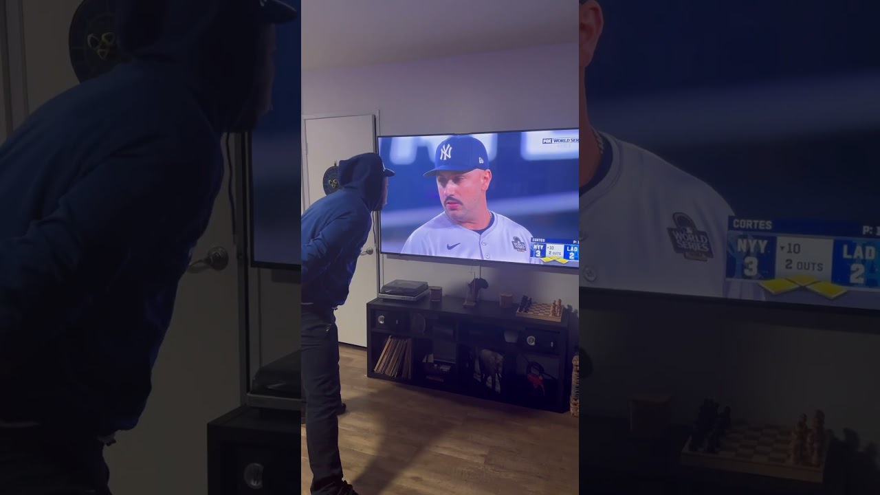 Freddie's Walk-Off Homerun! 🚶‍♂️⚾ Dodgers vs. Yankees Thriller