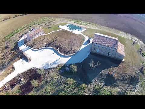 casale "mignola" a Cingoli -Italy spring 2018 / farmhouse "mignola"  in Cingoli 2018