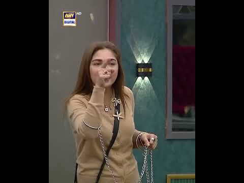 Ab tum Tayyar rehna 😱 | Fight Scene | Natasha vs Aruba | #tamashaseason2 #shorts