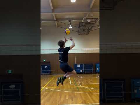 Setting up for the ultimate spike! 🏐🔥📹: shinjyo8888 #Olympics #Paris2024 #Sports #Volleyball