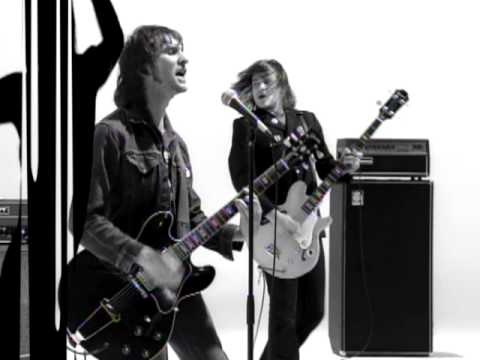 Jet - Are You Gonna Be My Girl (Official Music Video)