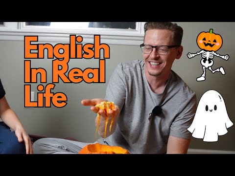 Learn Real-Life English: Halloween in the USA 🎃🇺🇸 | Comprehensible Input