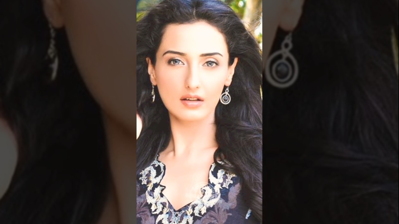 Inside the Family Life of Pakistani Actor Javed Shaikh 🎬