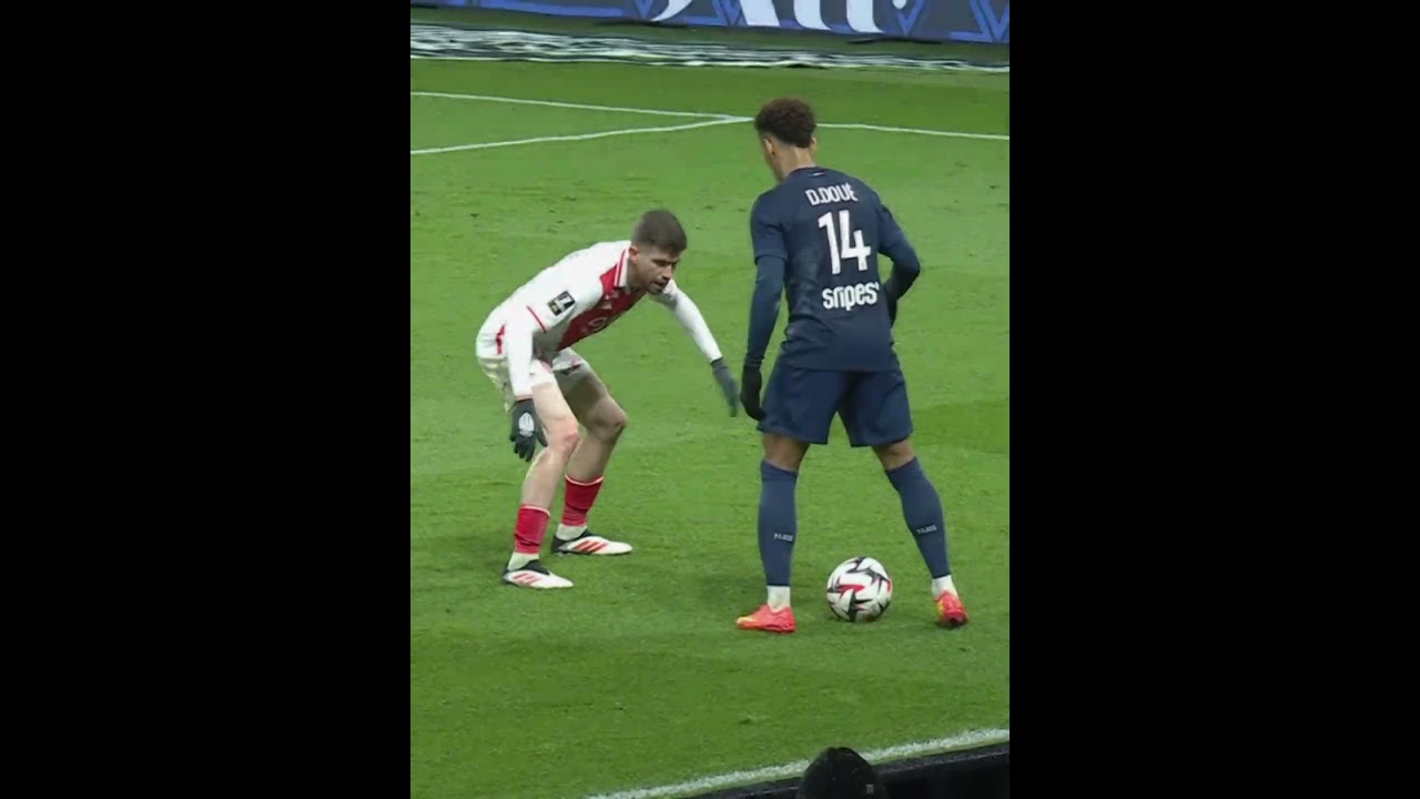 Cherki vs Doué : Duel Épique en Ligue 1 ⚽️