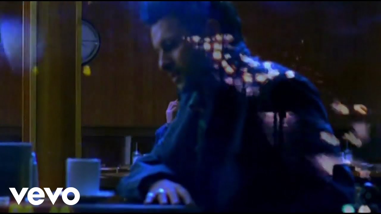 Deepest Blue - Give It Away (Official Video) ๐ถ