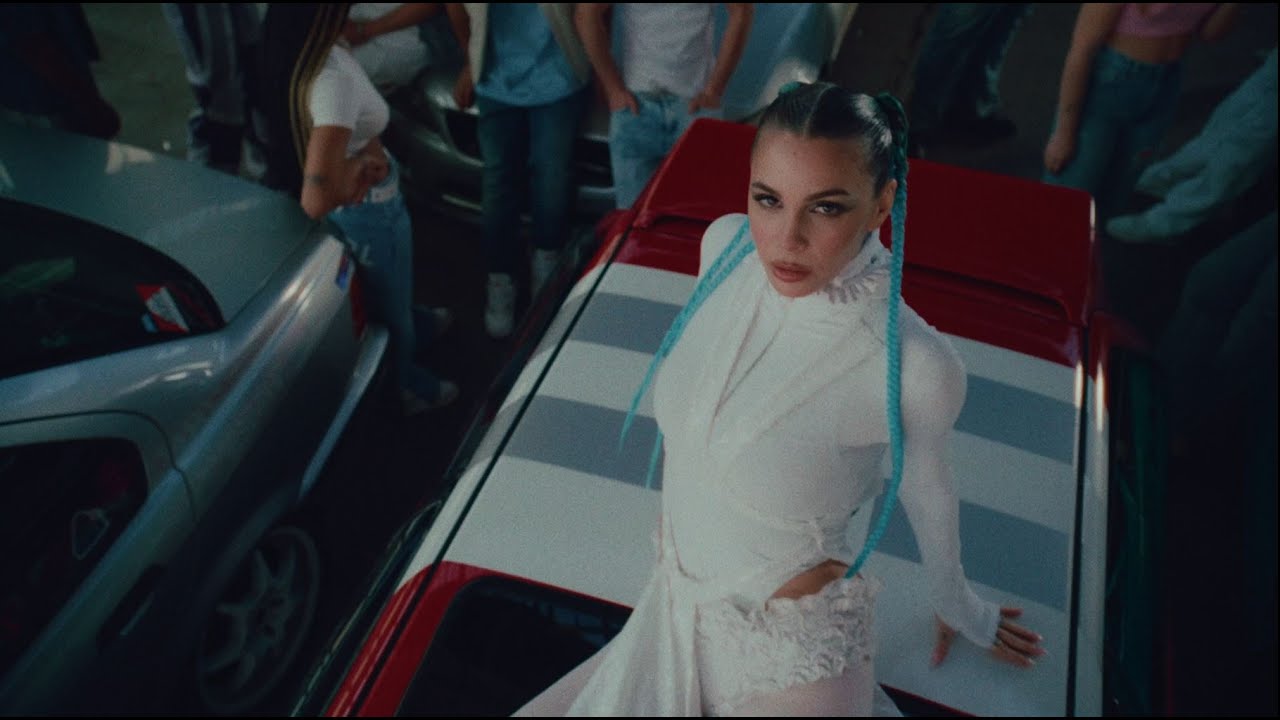 Rose Villain & Guè Shine in 'COME UN TUONO' Official Music Video 🎶