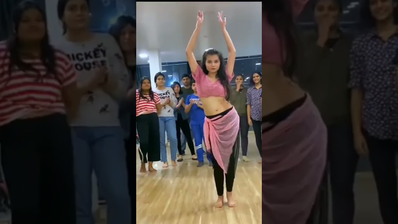 कमर हिलाने वाला वायरल डांस 💃