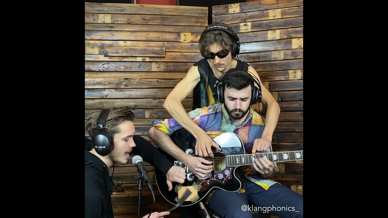 Techno on 1 Acoustic Guitar ๐ธ