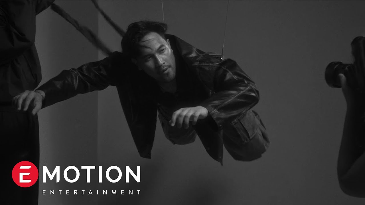 Adrian Khalif - Berani (Official Lyric Video)