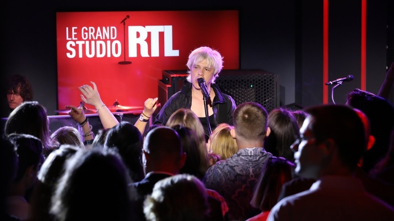 Indochine Live Performances: College Boy on Le Grand Studio RTL 🎸