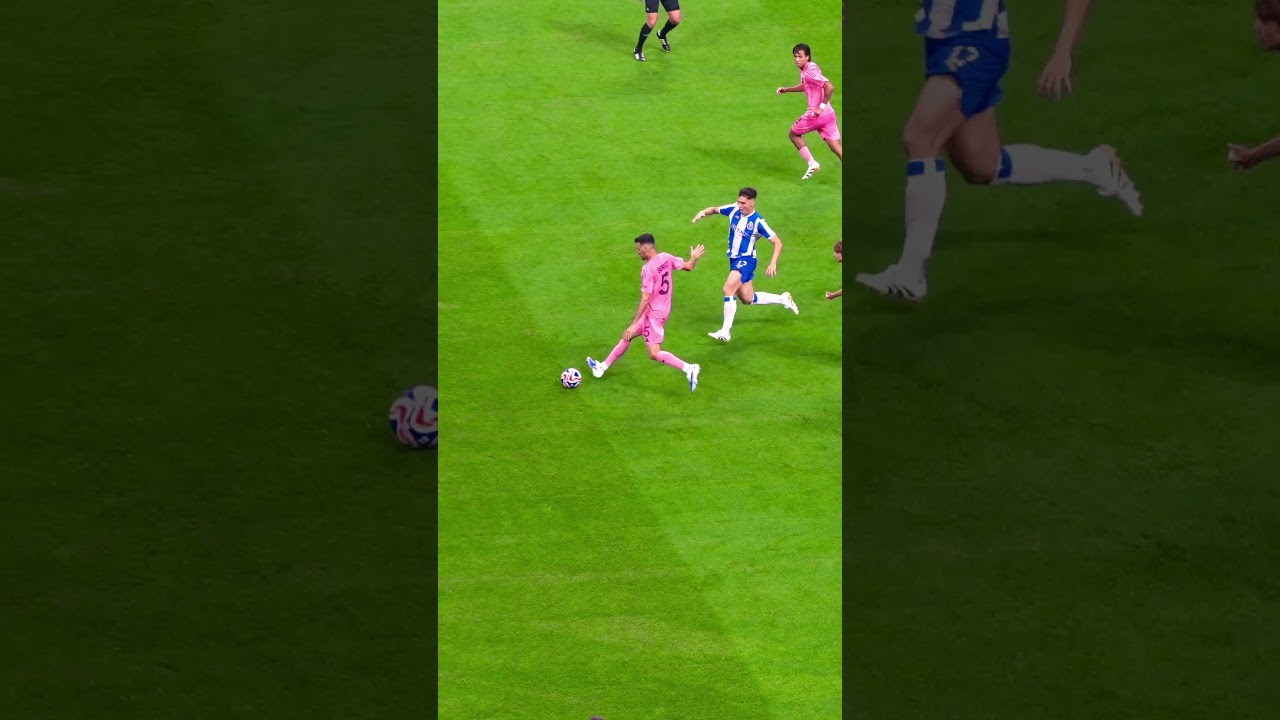 Busquets Delivers Yet Another Masterclass in Midfield 🪄