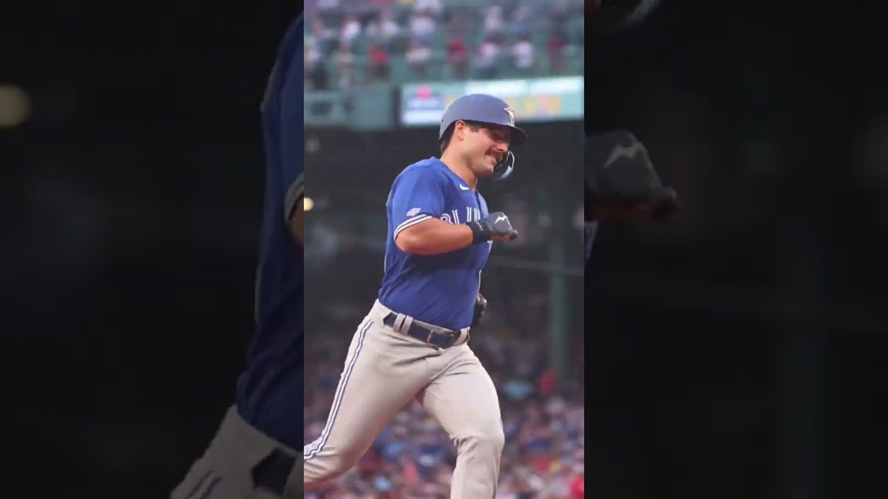 Davis Schneider's First Major League Home Run! ⚾️