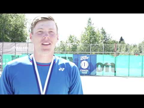 SM-kilpailut: miesten kaksinpelin Suomen mestari Harri Heliövaara