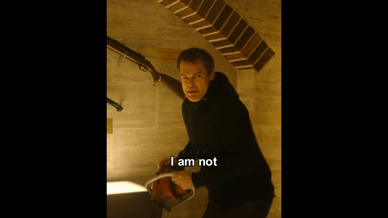 Dexter Checks Quinn’s Voicemail 📱