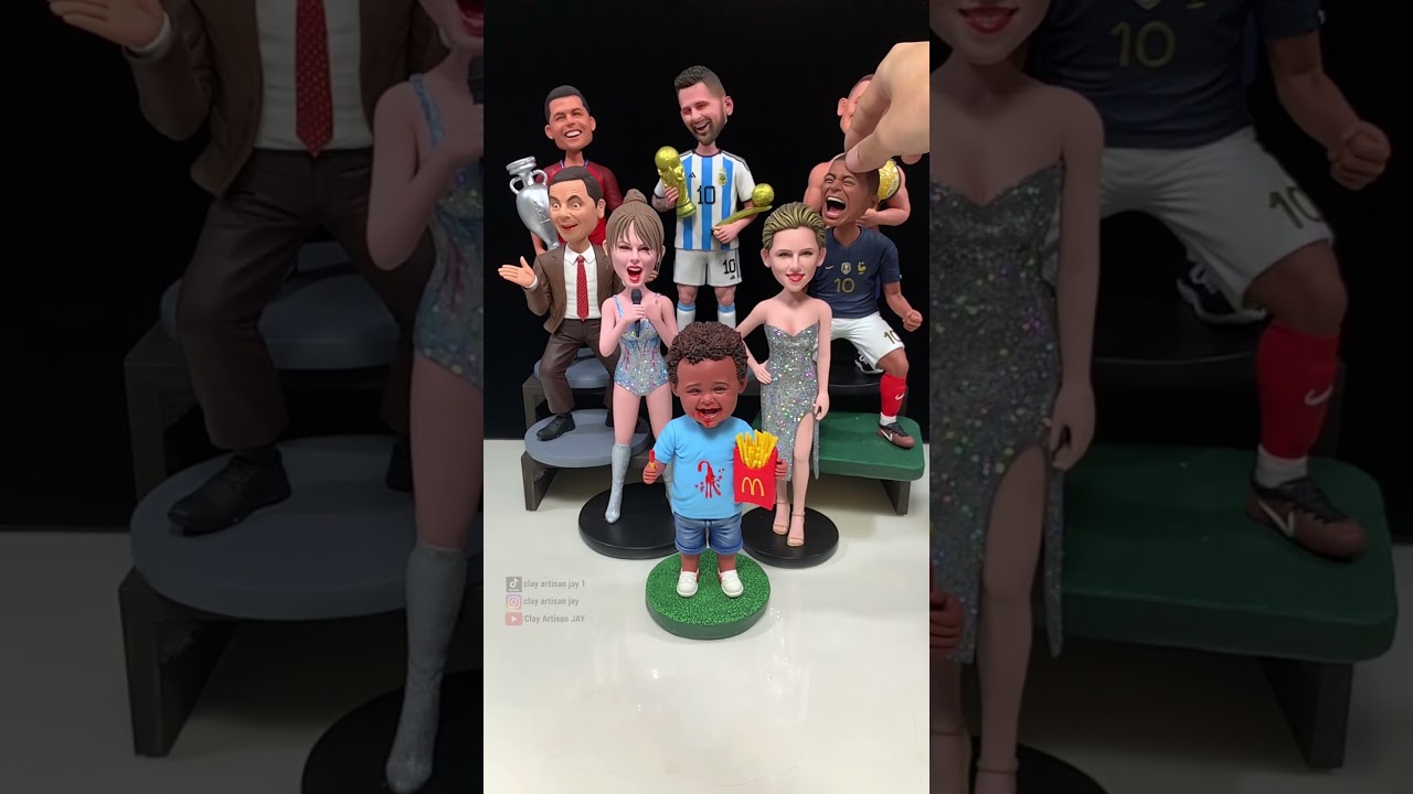 Joyful Bobbleheads: Adorable Custom Sculptures π