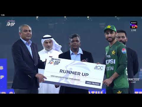 Drama at AsiaCup INDIA won , Salman Agha throws away runners-up cheque $75000 #asiacup2025 #indvspak