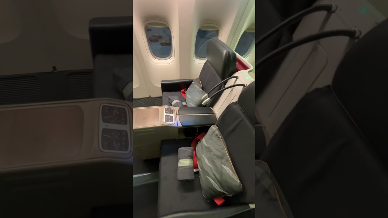 Turkish Airlines business class B777-300ER