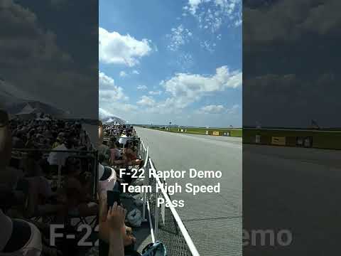 F-22 Raptor Demo Team High Speed Pass CNAS 2023