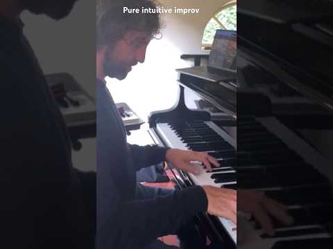 Pure intuitive music improvisation brings you in the power and silence of now 🎹❣️