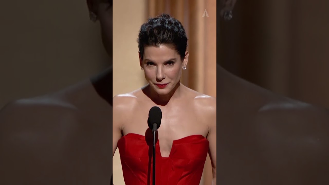 Sandra Bullock Presents Best Actor Nominees at Oscars 🎬