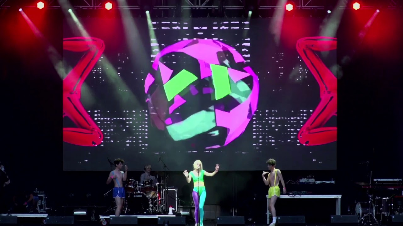 Cintia Lund - Vampire (World Pride 2017) 🎤